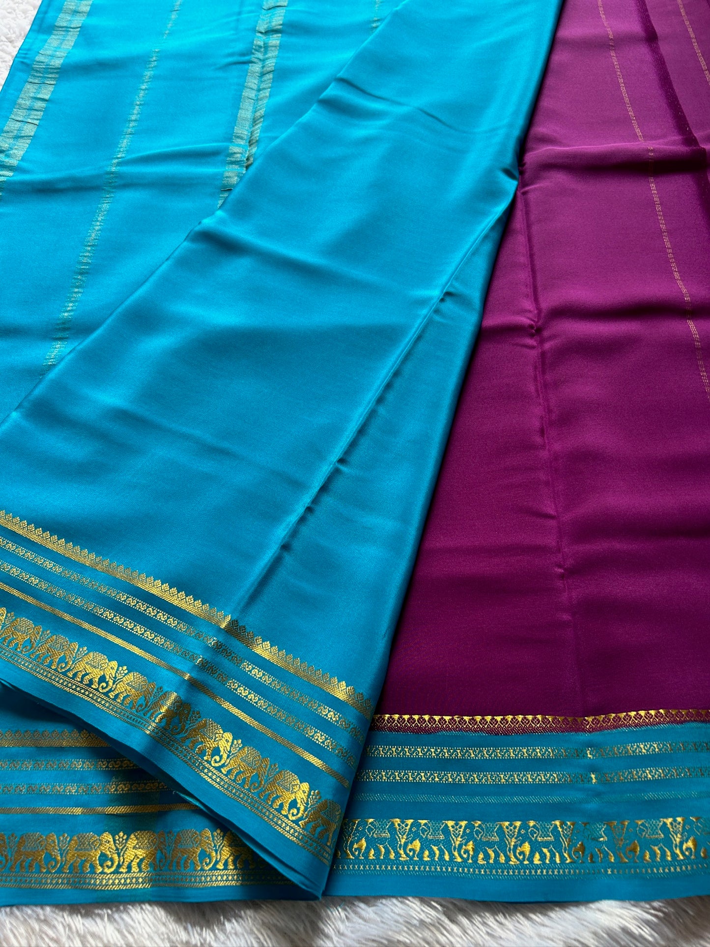 Eshwari (2D) : Plum-ananda blue