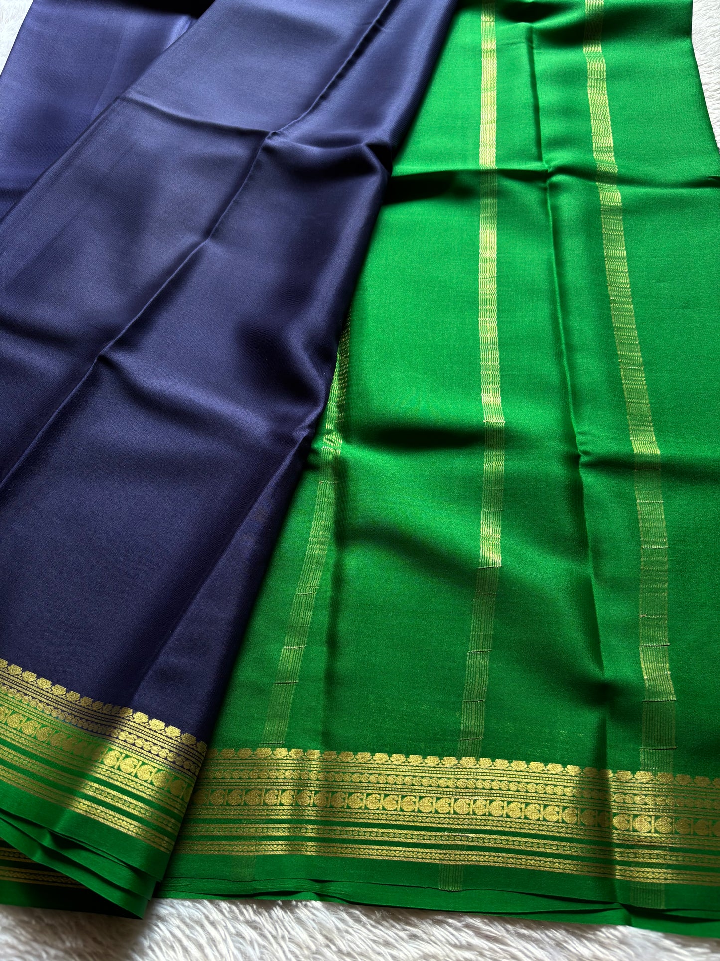 Sushmitha (2D) : navy blue-green
