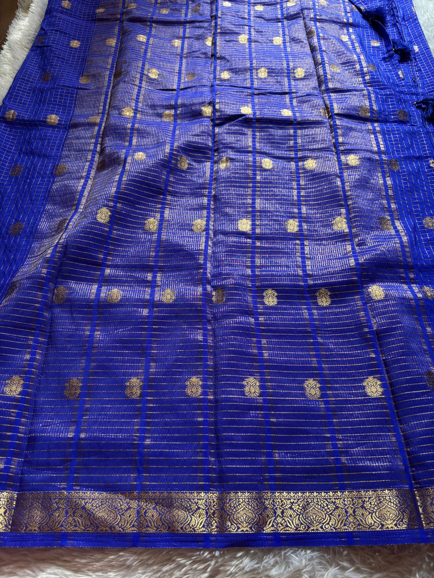 SS103 : Solid Royal blue
