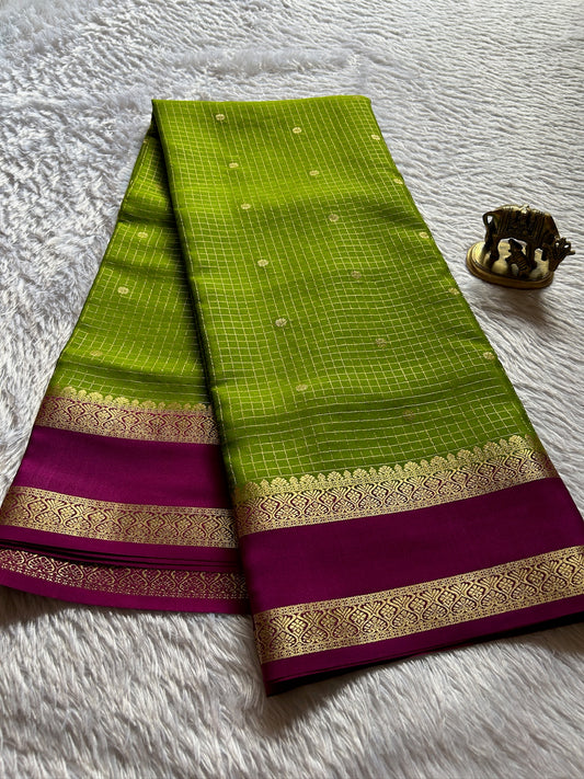 Nandini (2D) : Mehendi Green-Magenta