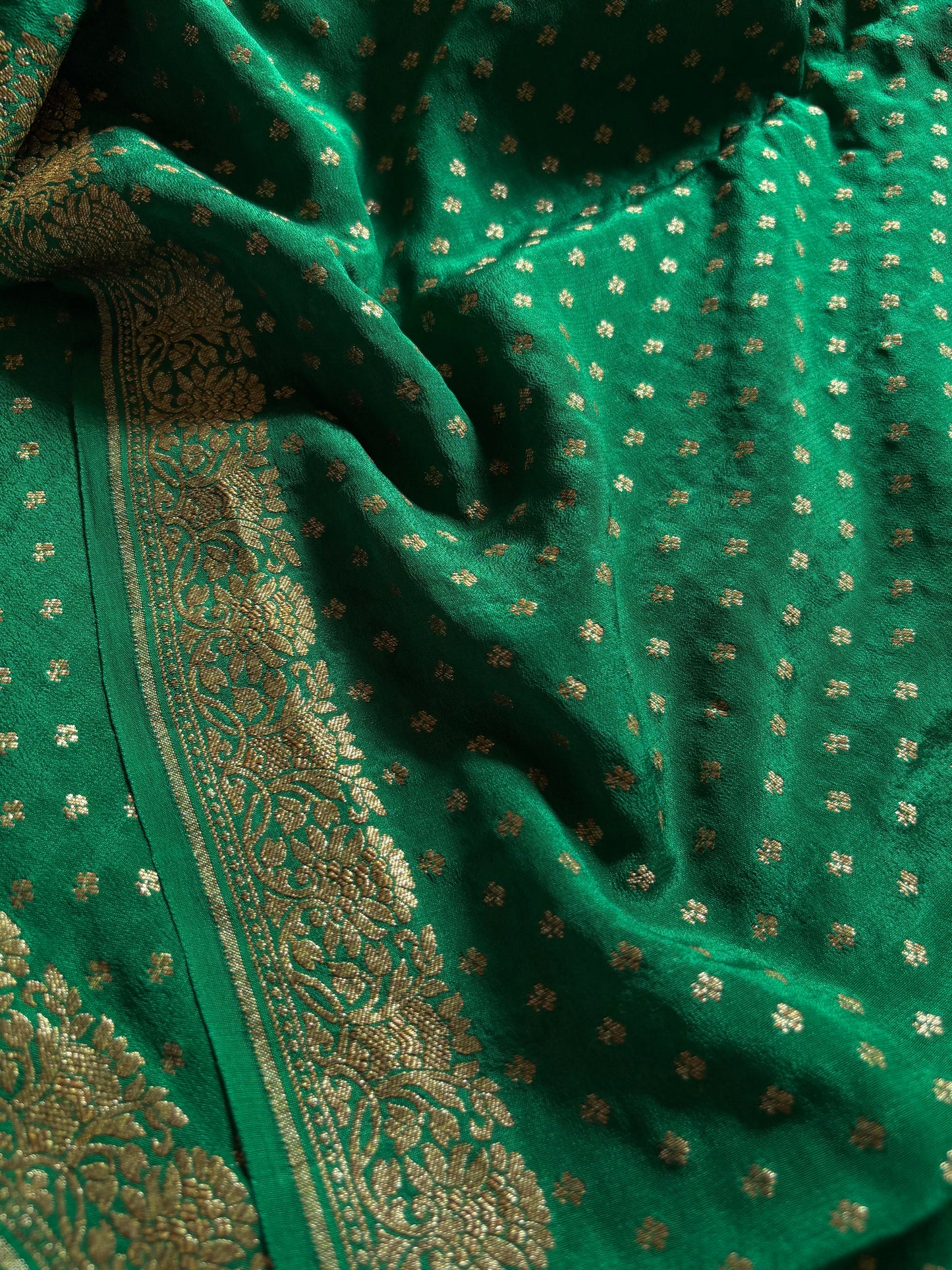 Mahiya : Solid Bottle green