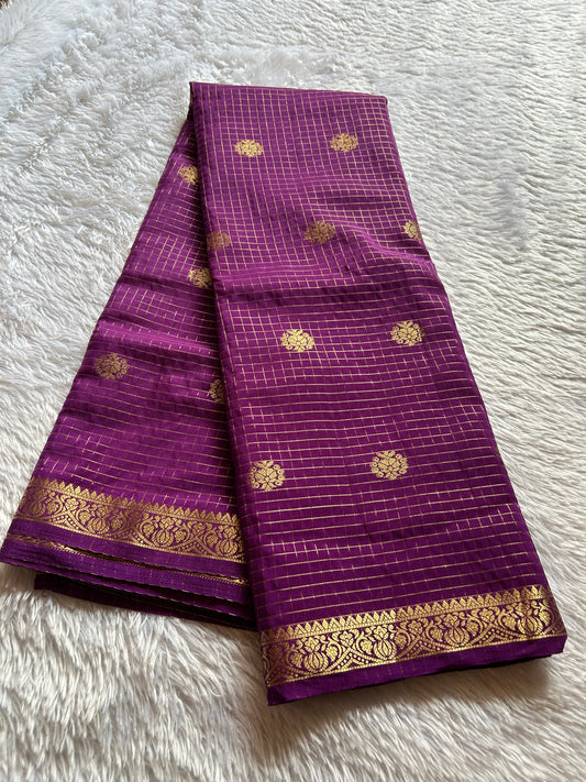 SS103 : Solid magenta