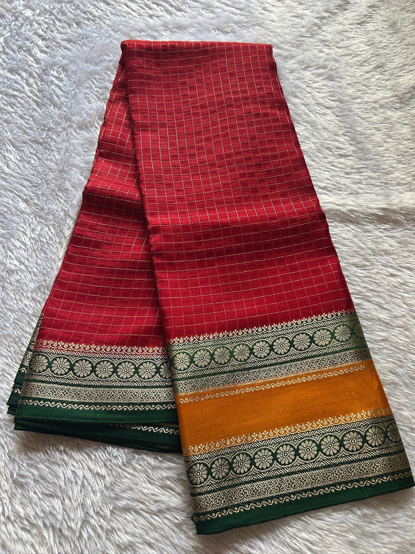 SS105 : Red-orange-green