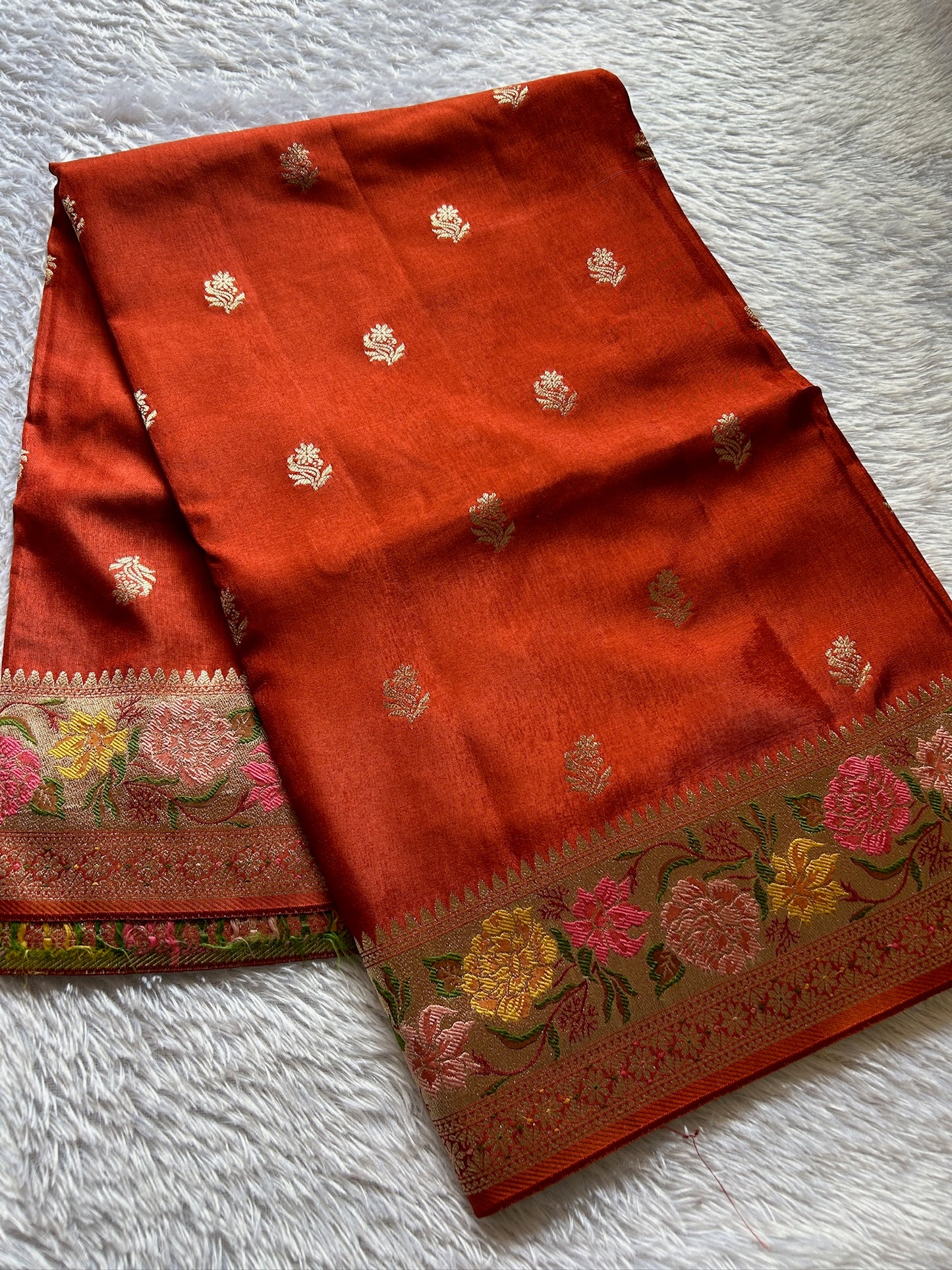 Soft Paithani : Solid Rust Orange