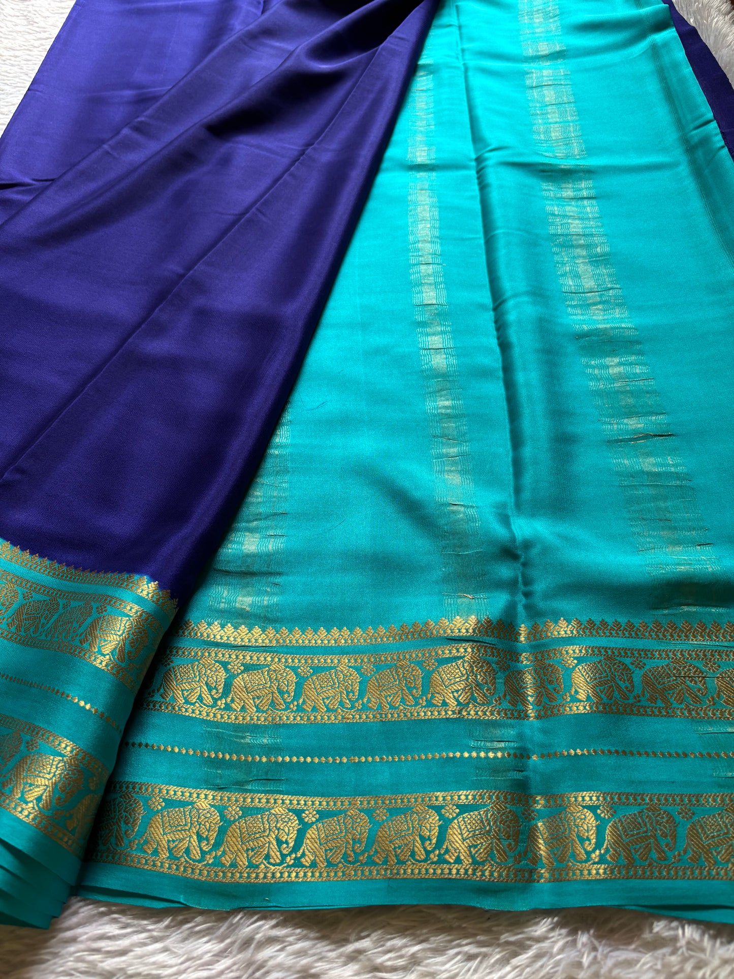 Bheema (2D) : Navy blue-ananda blue