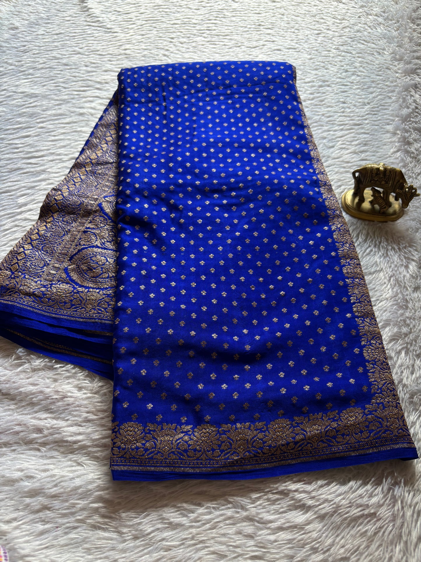 Mahiya : Solid Royal blue