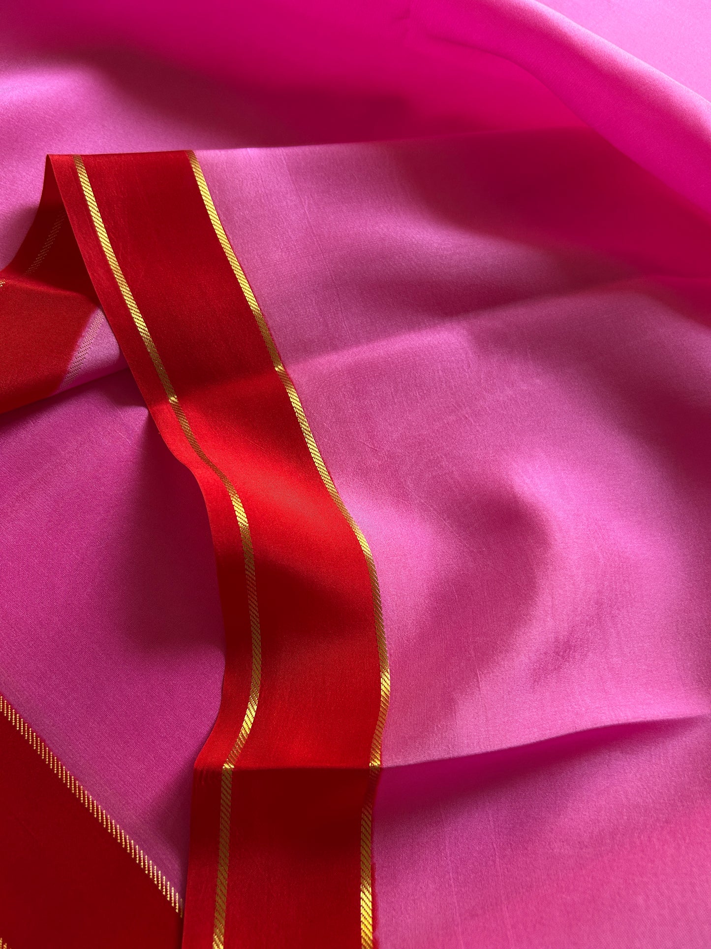 Rekha (2D) : Hot pink - Red