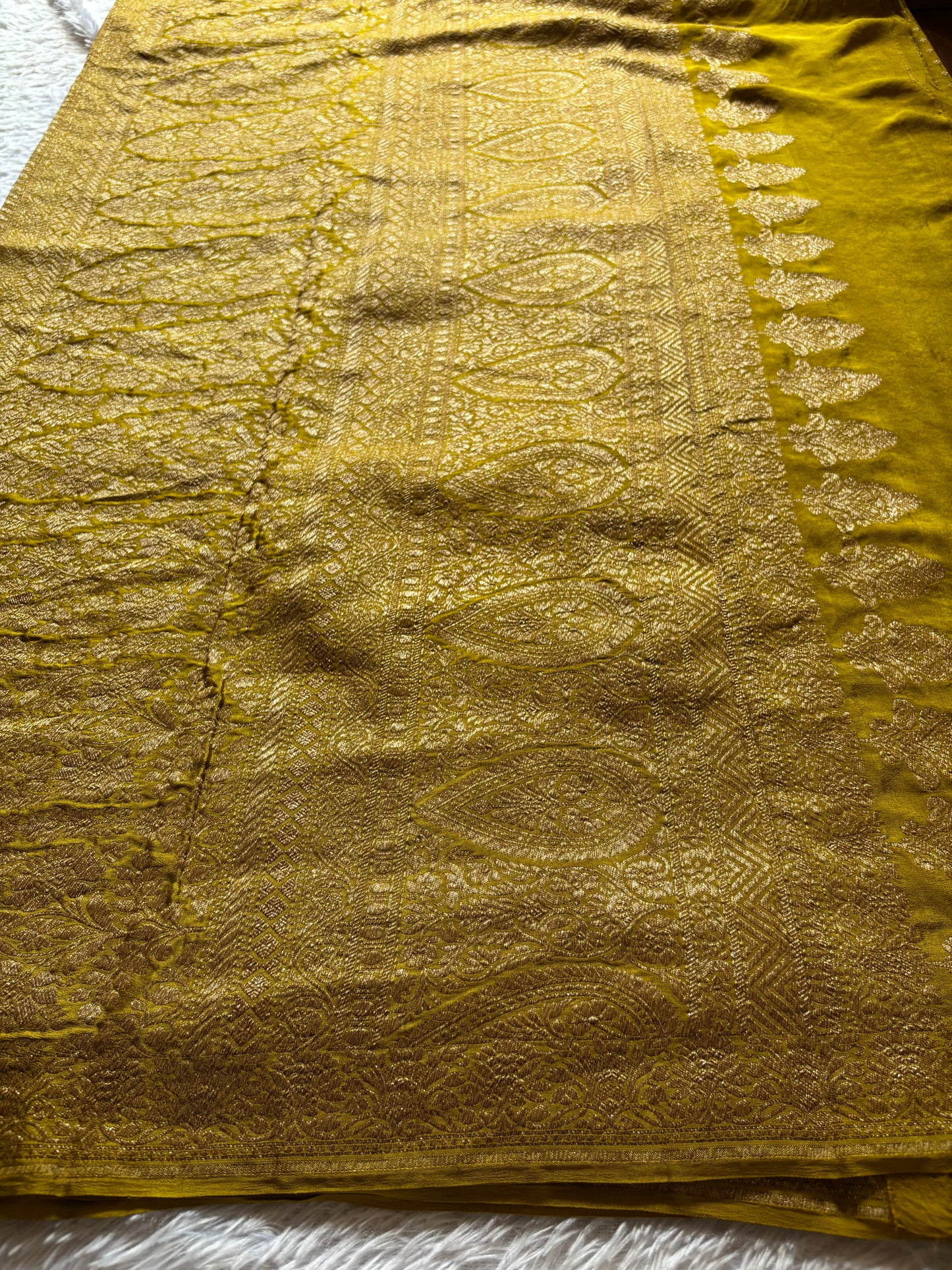 Mahiya : Solid Mehendi Yellow
