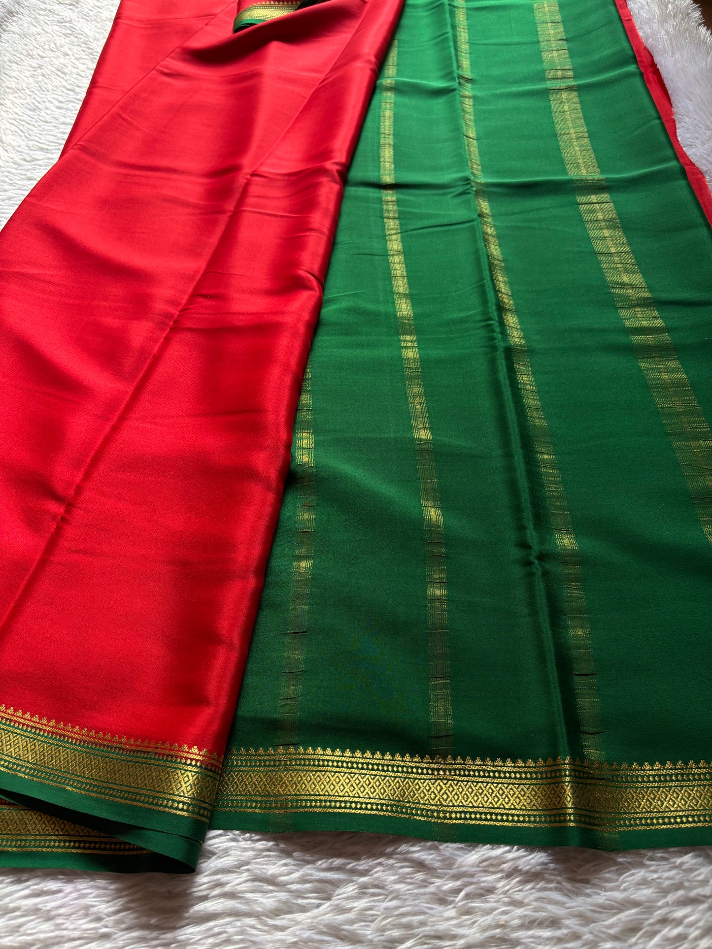 Preetha (2D) : Red-green