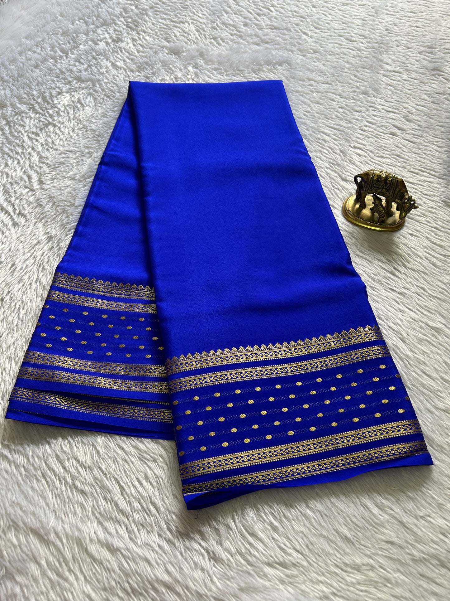 Aradhya : Solid Royal Blue