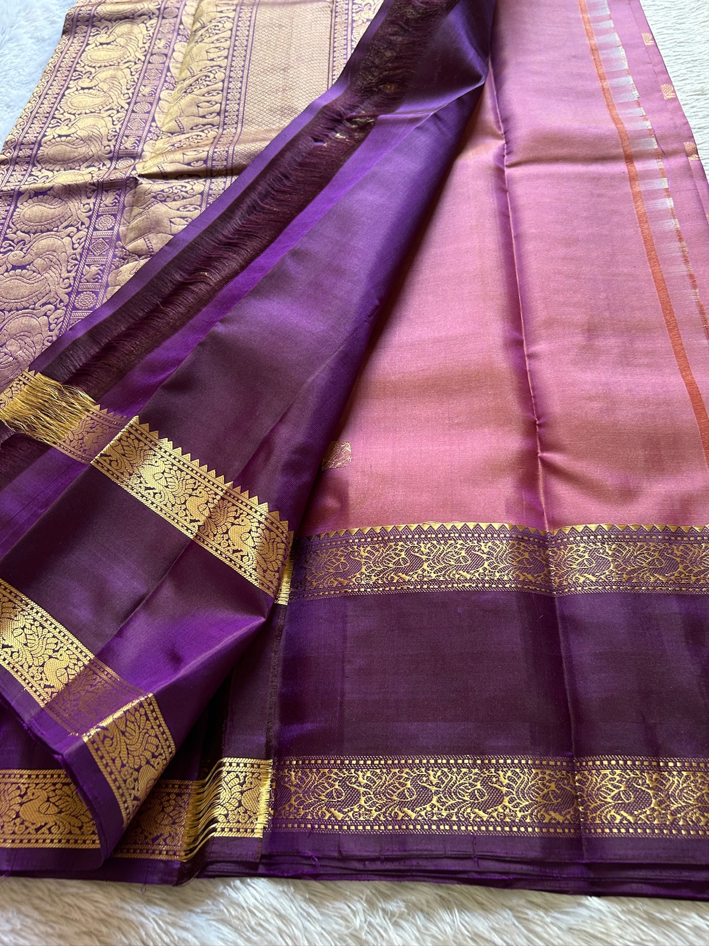 Lakshmi (2D) : onion pink-plum