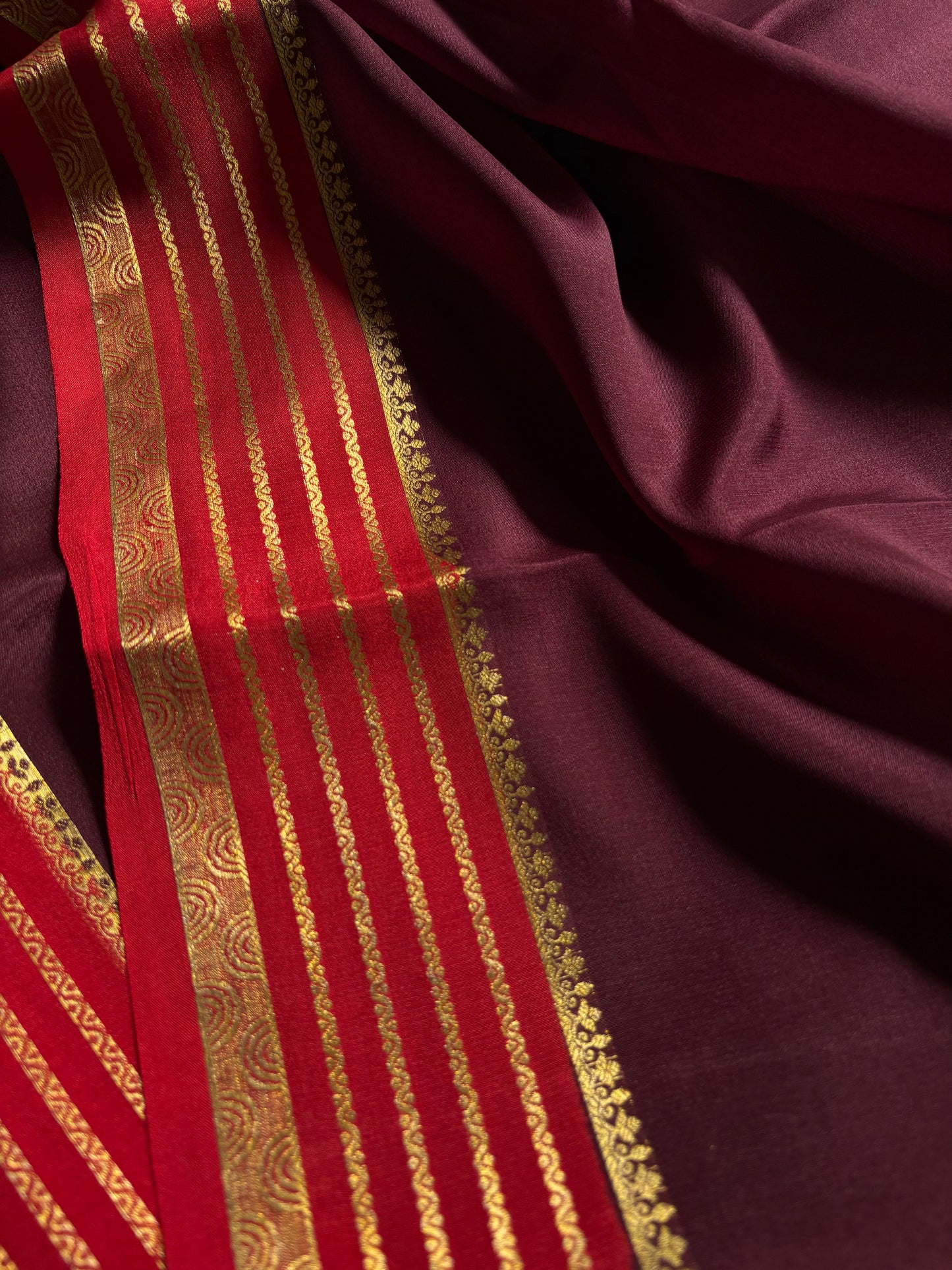 Rashmi (2D) : Brown-red