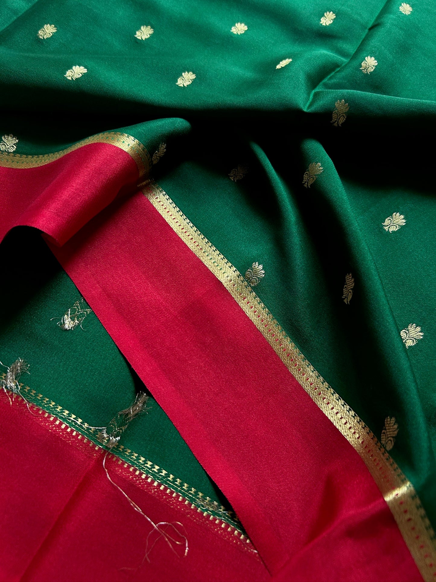 Sahana (2D) : Green-Red