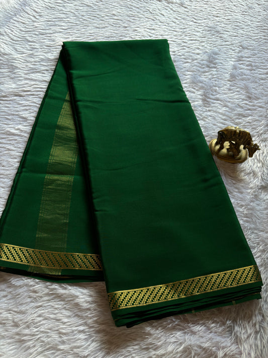 Brunda : Solid Bottle green