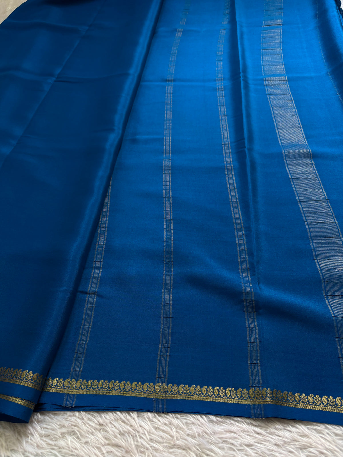 Vandana : Solid Prussian blue
