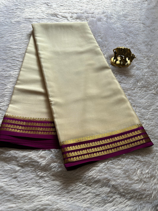 Aragini (2D) : Off white-magenta