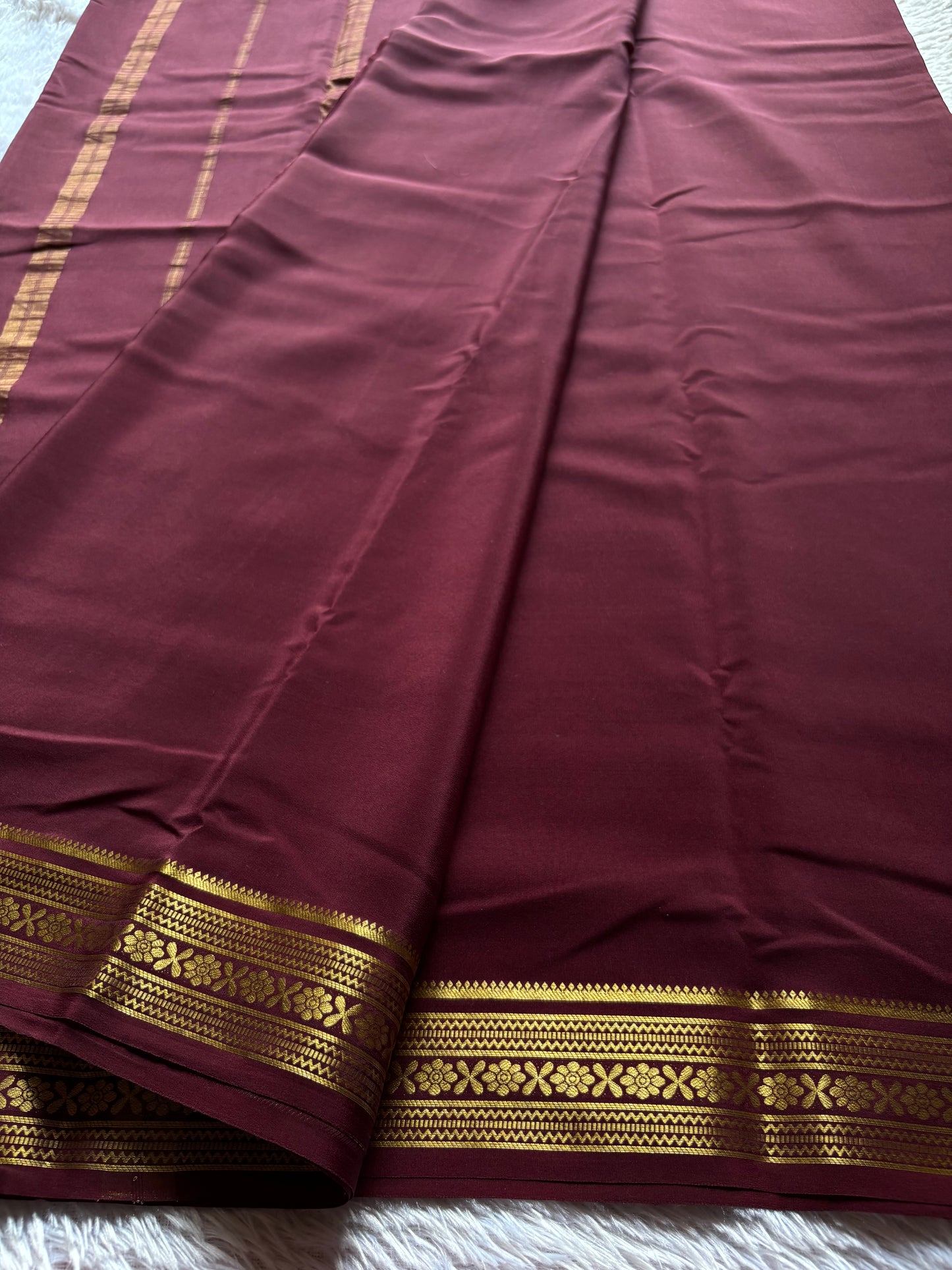 Kanthi : Chocolate Brown