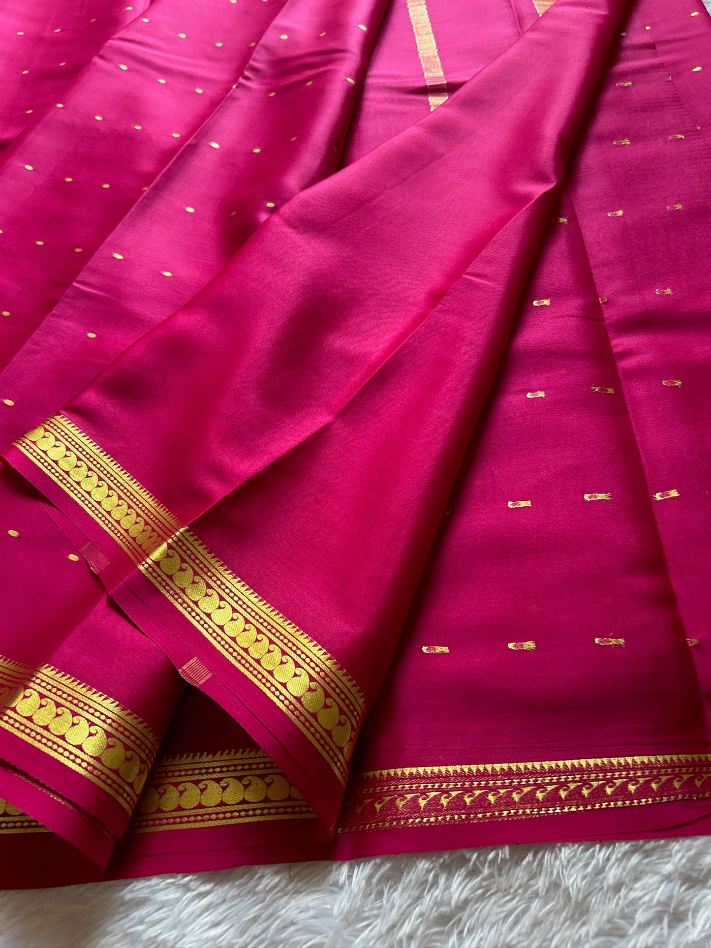 Keerthi : Solid Dark pink