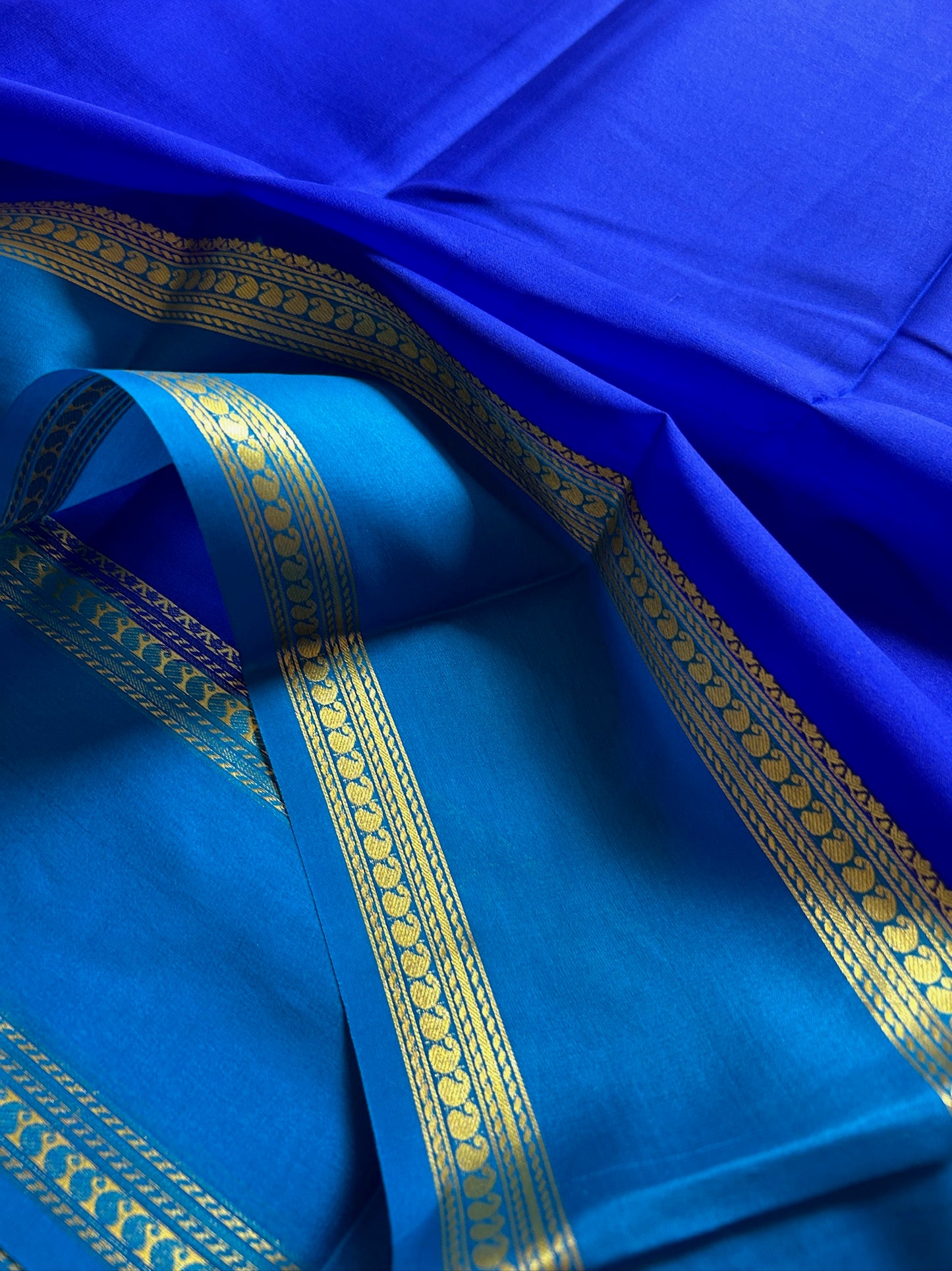 Malathi (2D) : Royal Blue-ananda blue