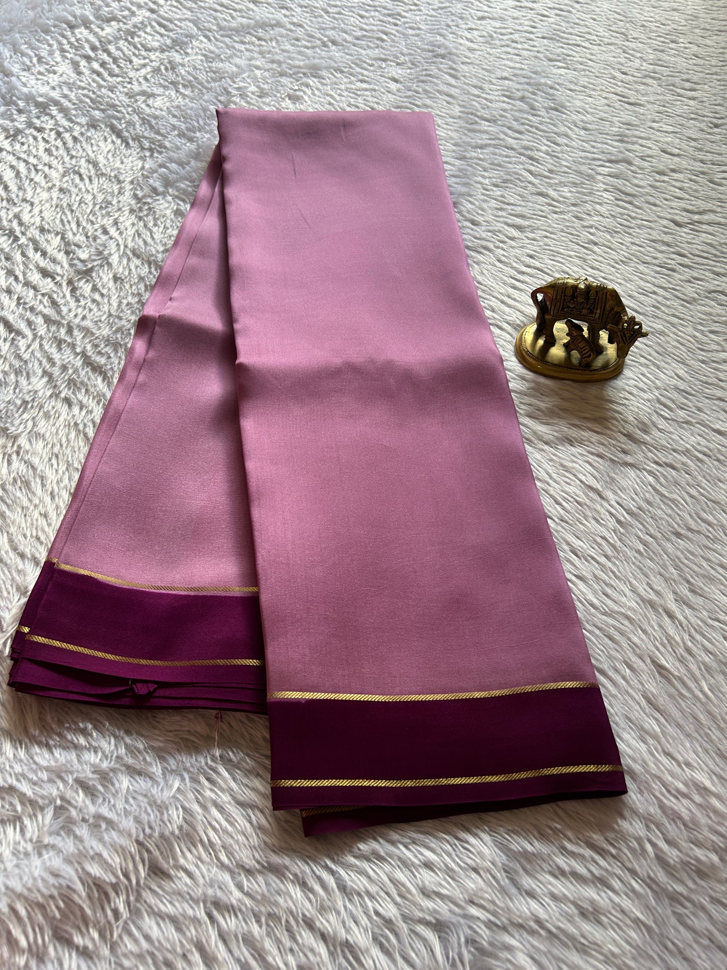 Rekha (2D) : Mauve-Magenta