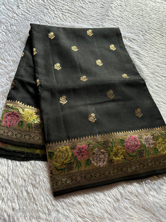 Soft Paithani : Solid Black