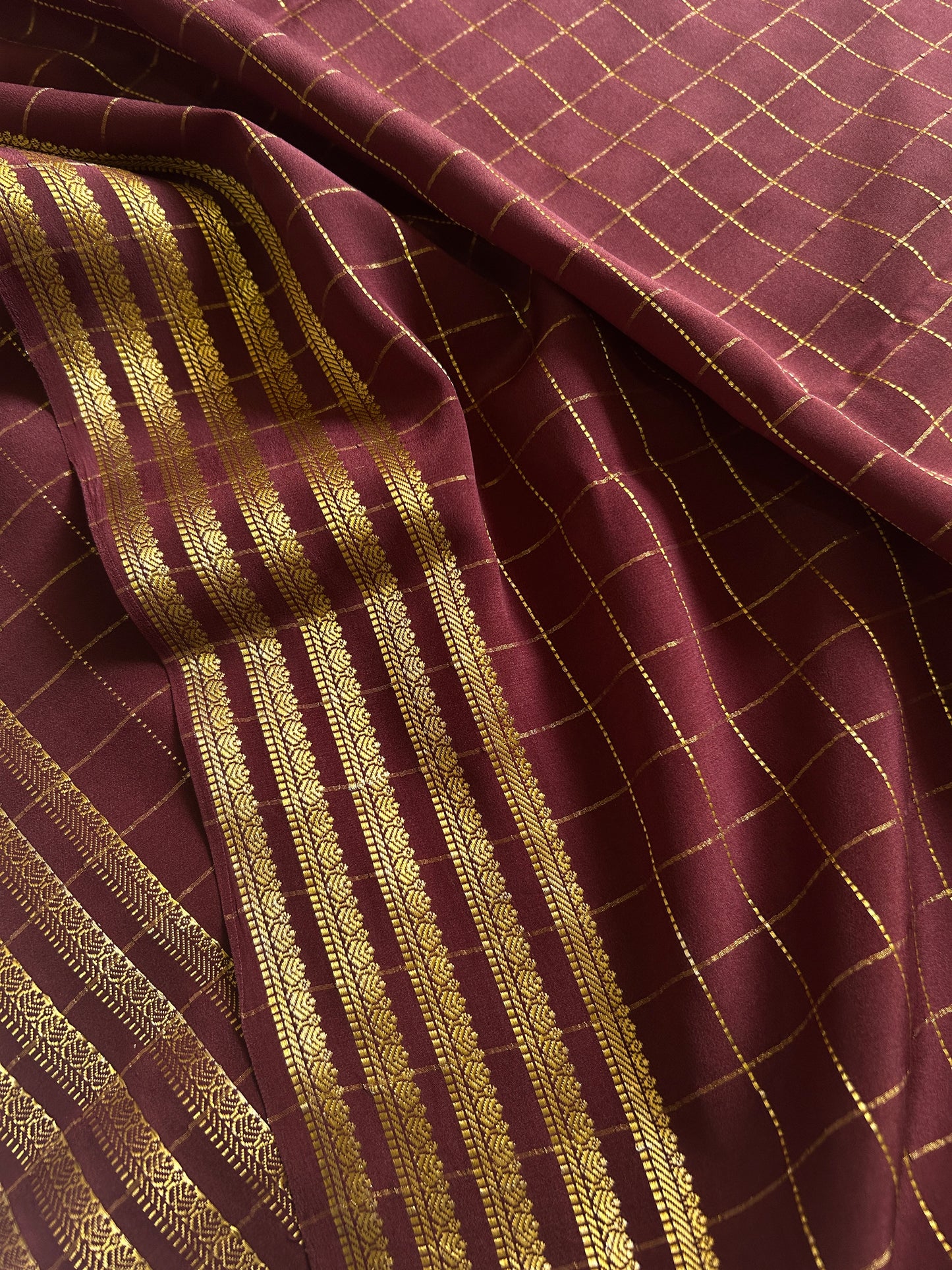 Charuni : Solid Brown