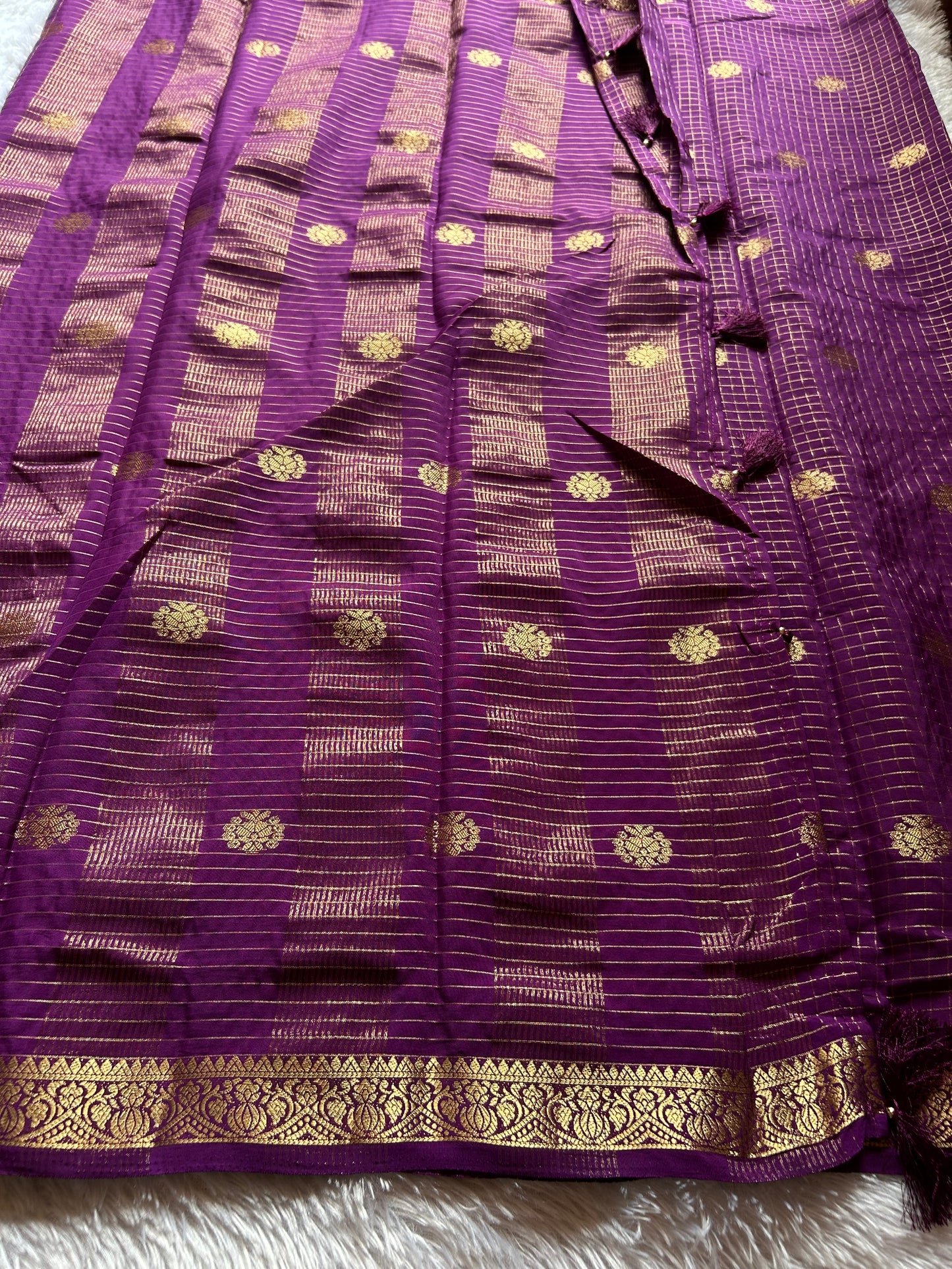 SS103 : Solid magenta