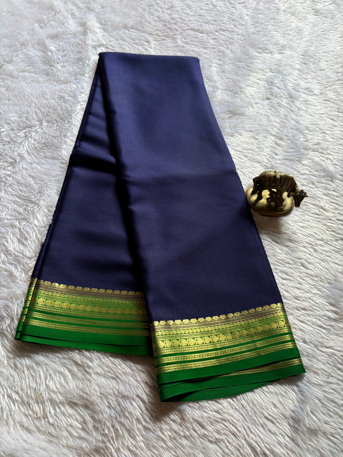 Sushmitha (2D) : navy blue-green