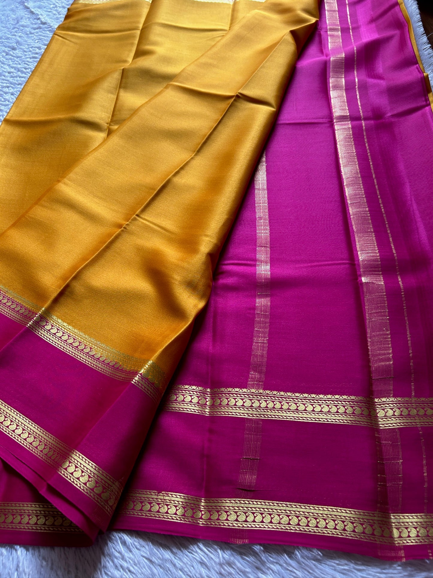Malathi (2D) : Golden yellow -pink