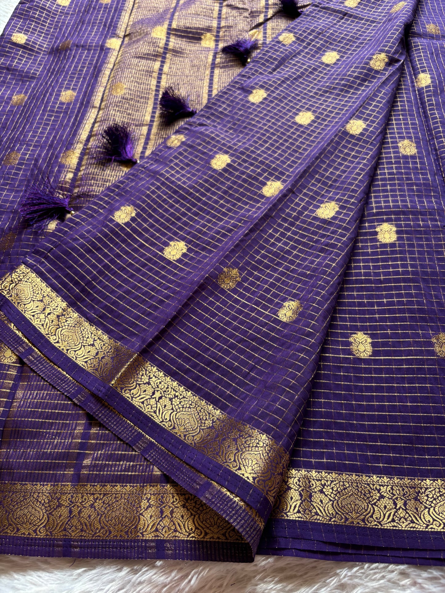 SS103 : Solid Violet