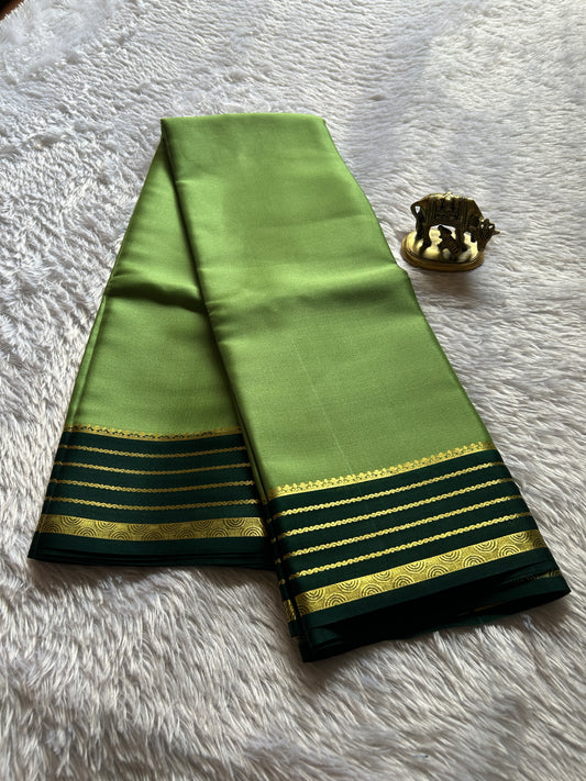 Rashmi (2D) : Pista green-dark green