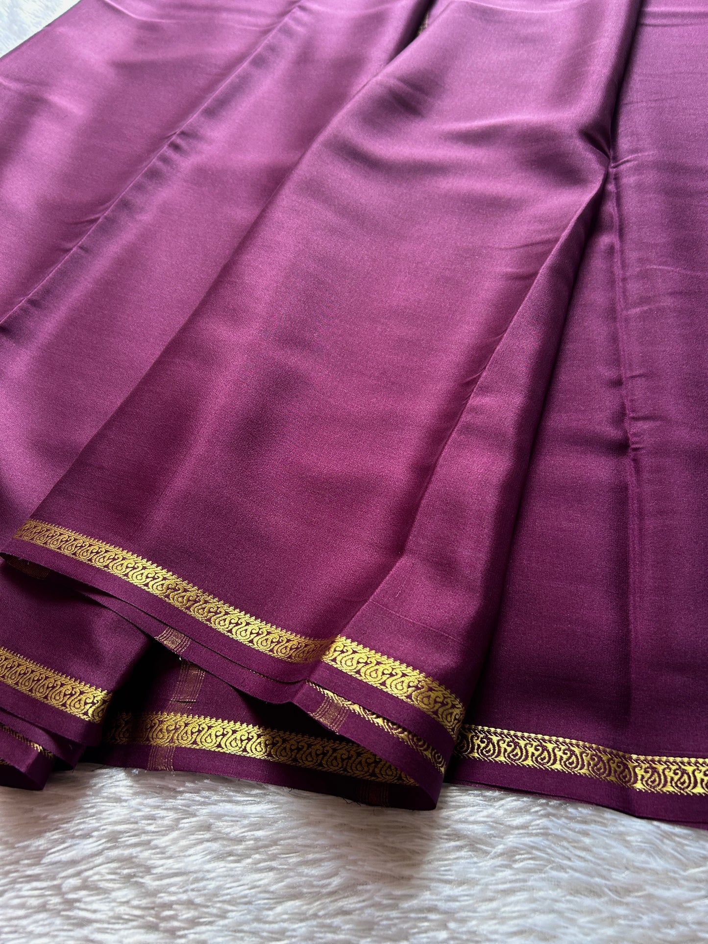 Deepa : Solid Deep Plum