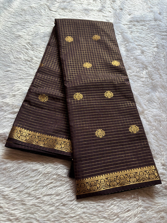 SS103 : Solid Deep brown