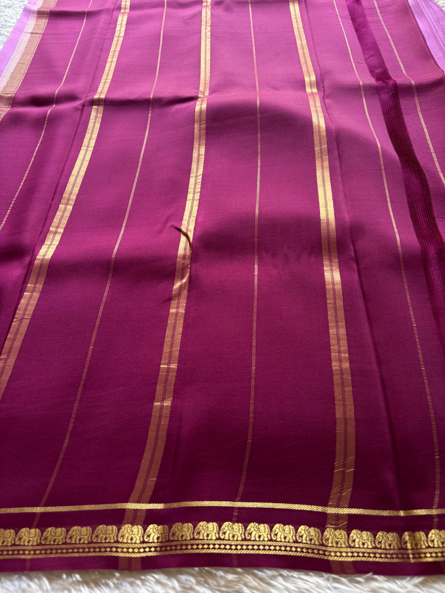 Gowri (2D) : Mauve-magenta