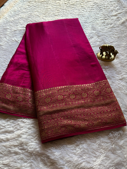 Nadhiya : Solid Pink