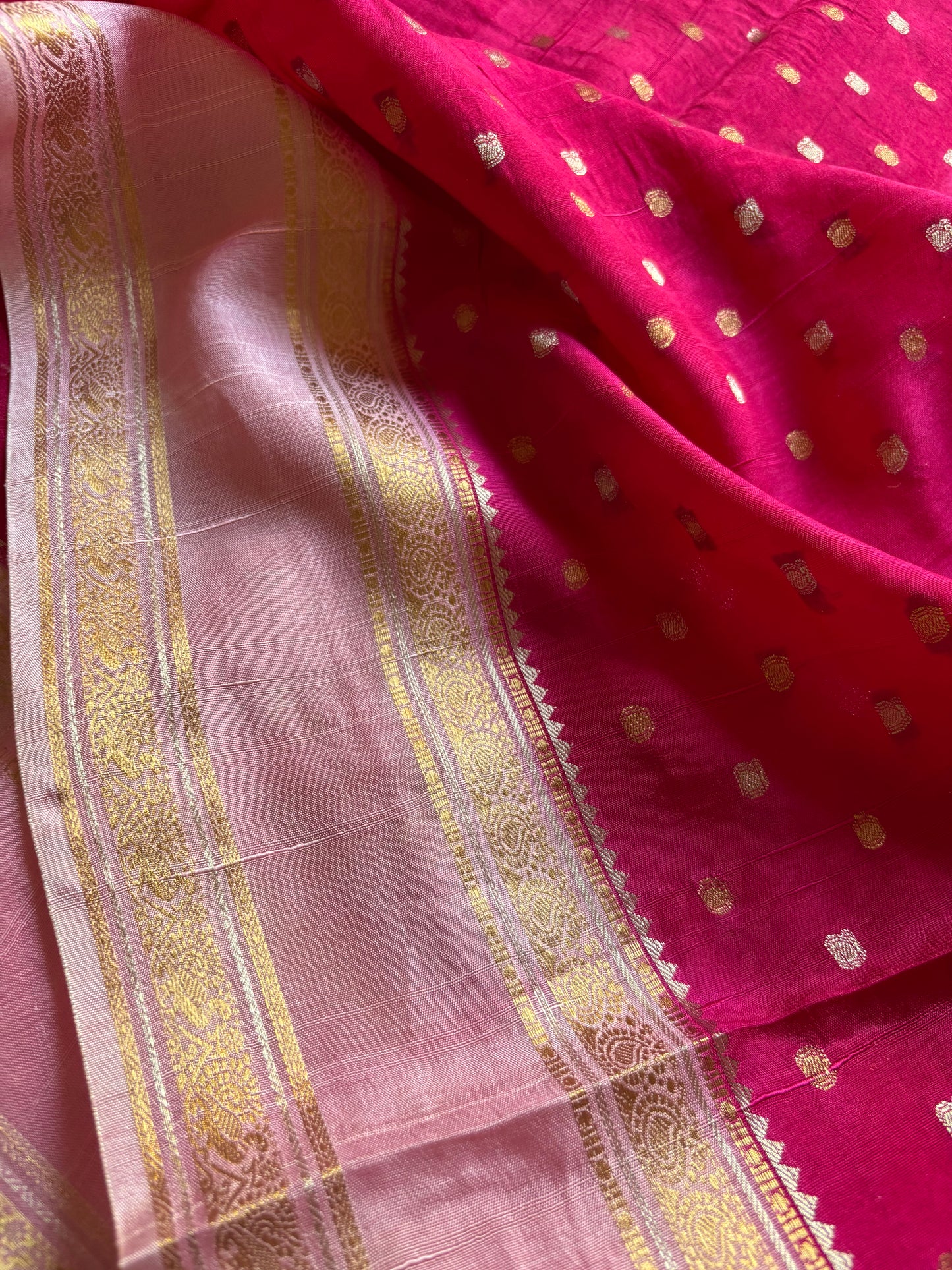 SS101 : Dark pink - Baby Pink