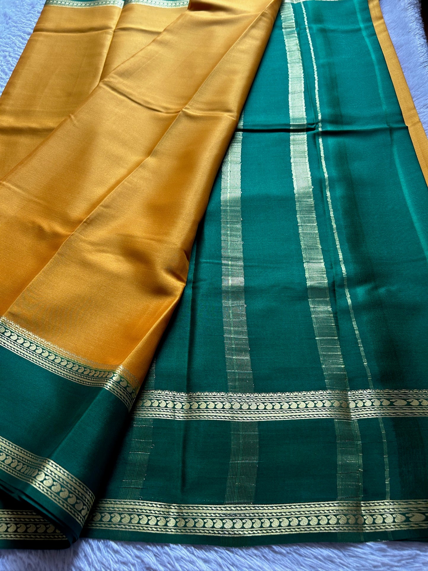 Malathi (2D) : Golden yellow-Bottle green