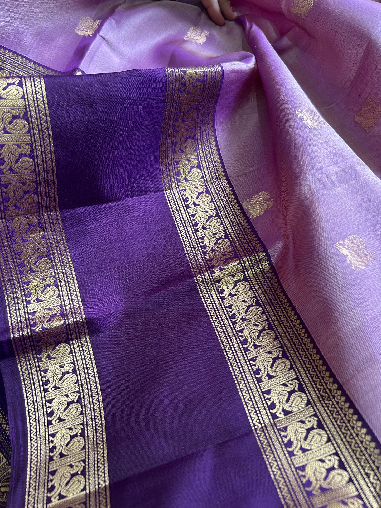 Lakshmi (2D) : onion pink-plum