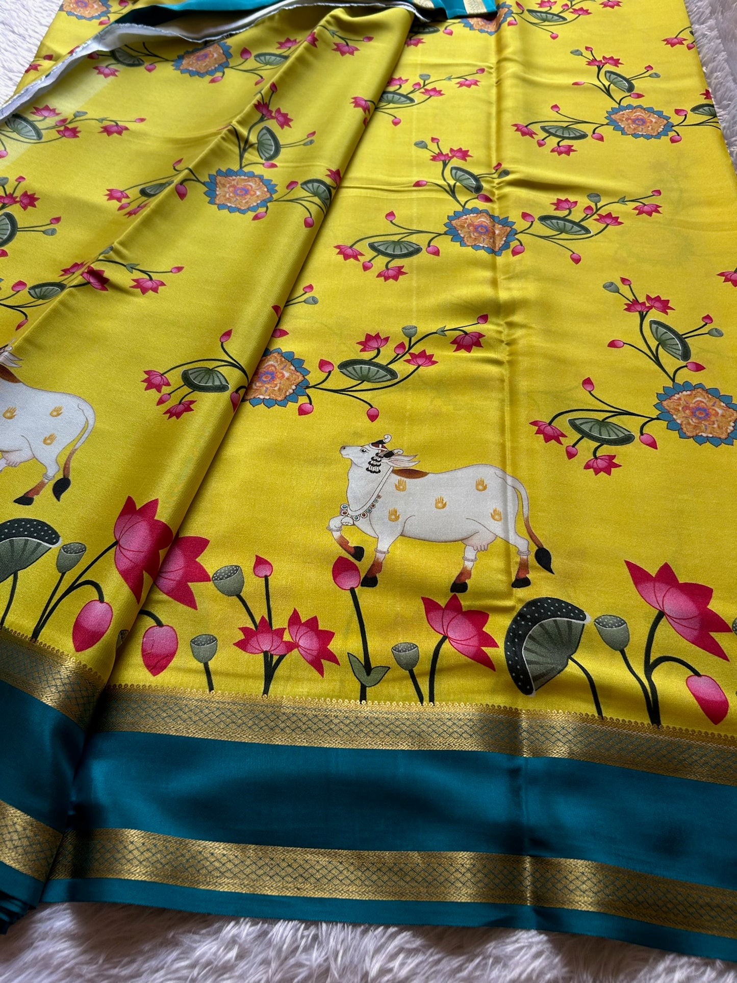 Kasturi (2D) : Lemon yellow-teal blue