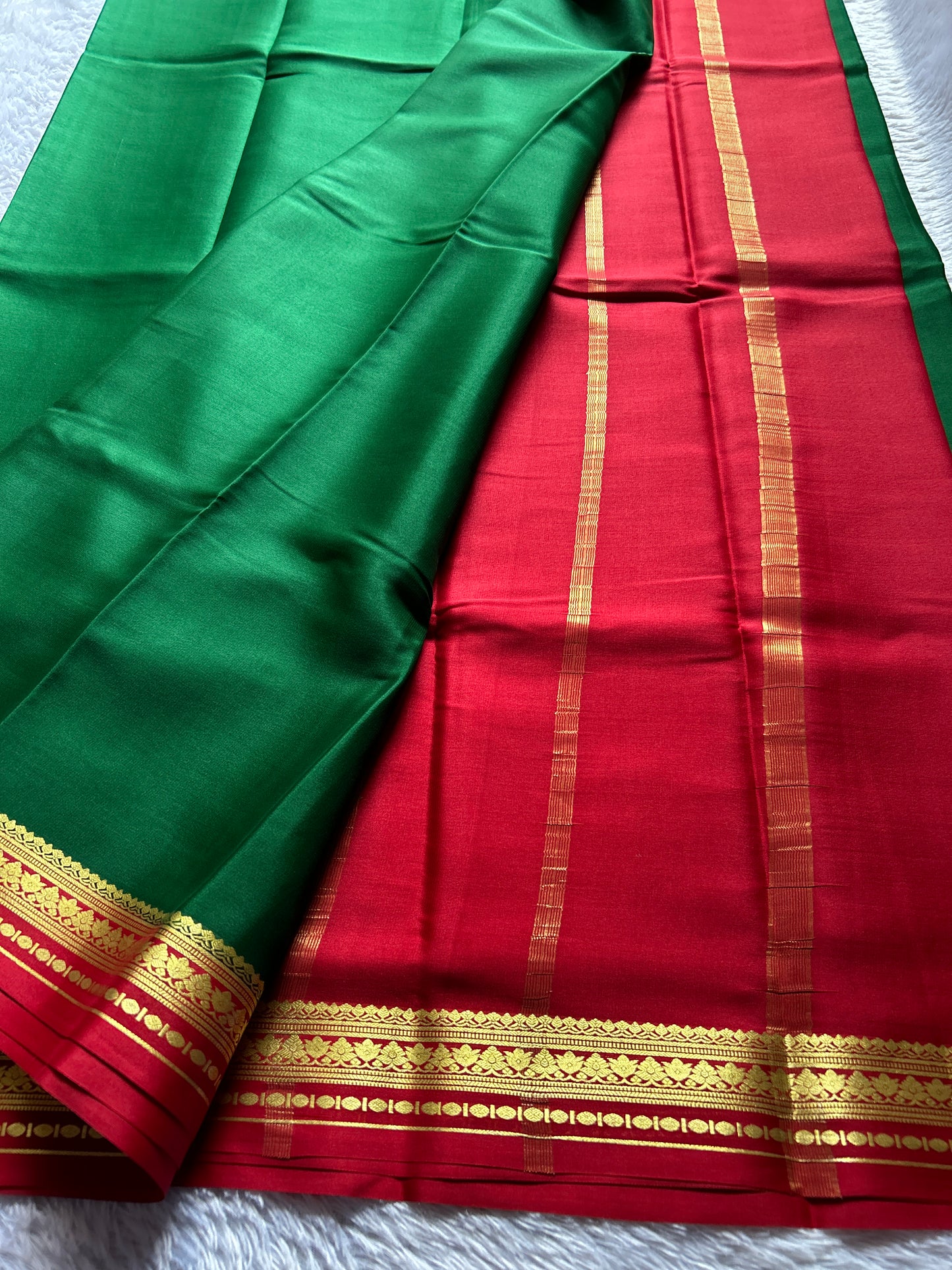 Sushmitha (2D) : bottle green-red