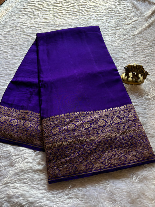 Nadhiya : Solid violet blue