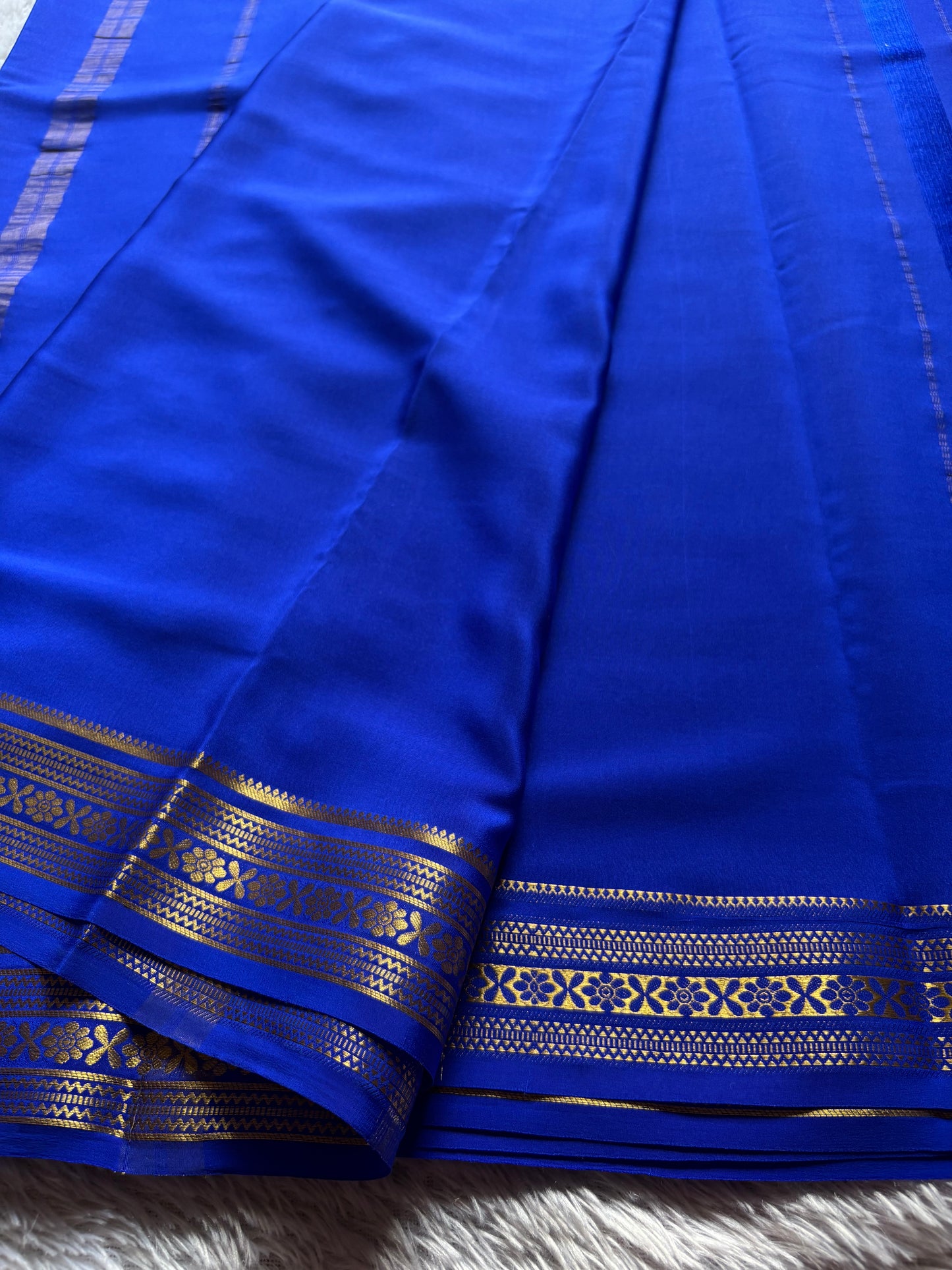 Kanthi : Royal Blue