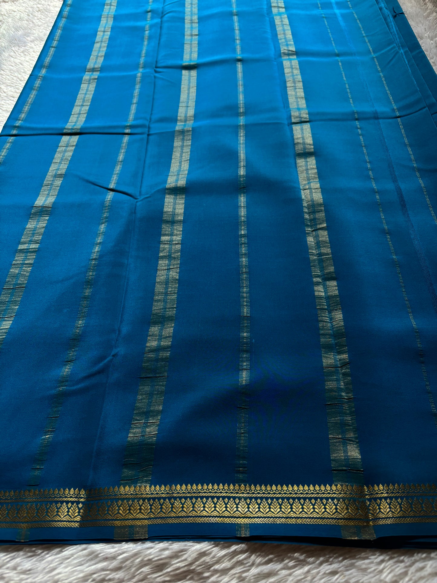 Jyothi : Solid Teal blue