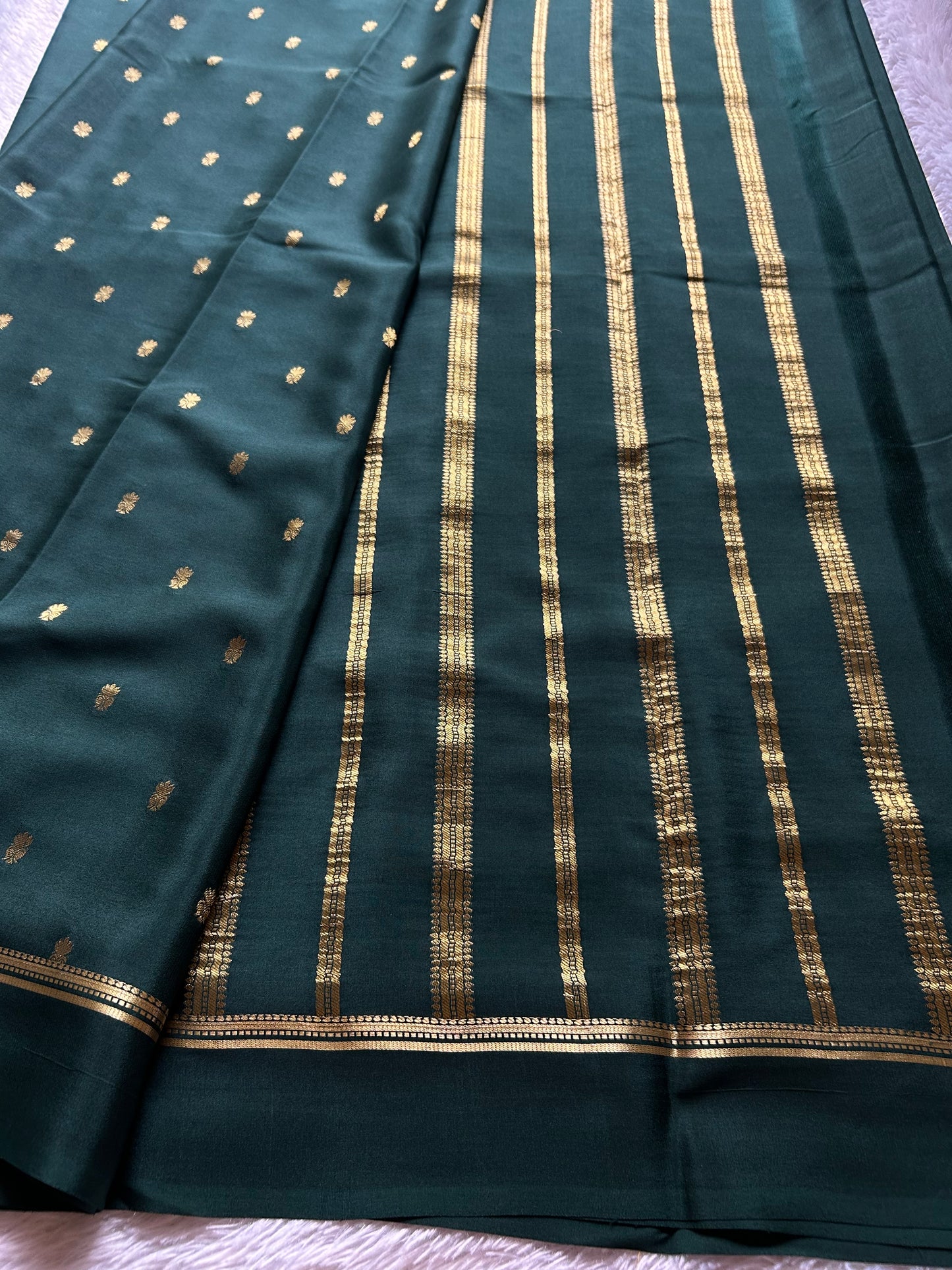 Sahana : Solid Dark bottle green