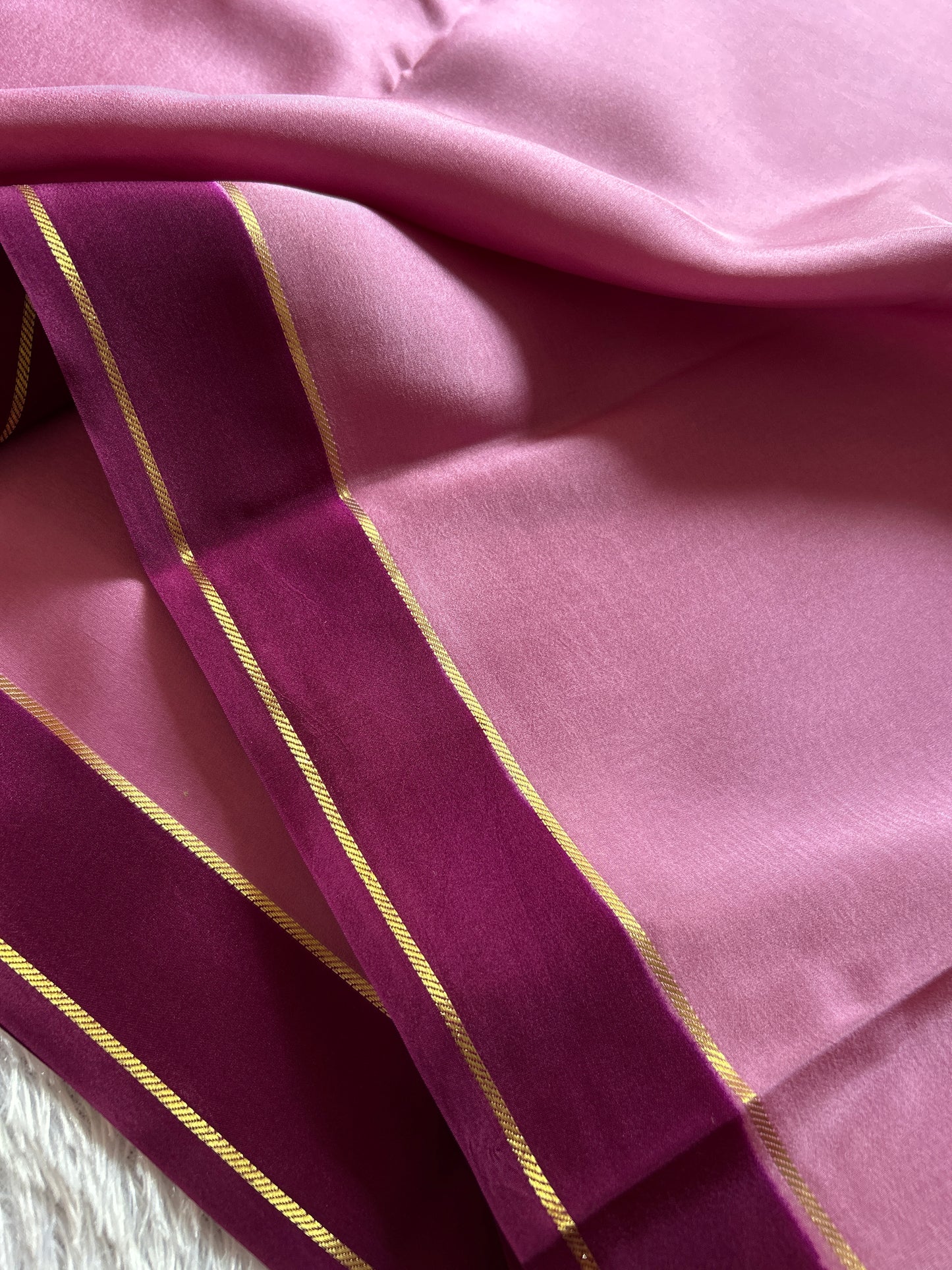 Rekha (2D) : Mauve-Magenta