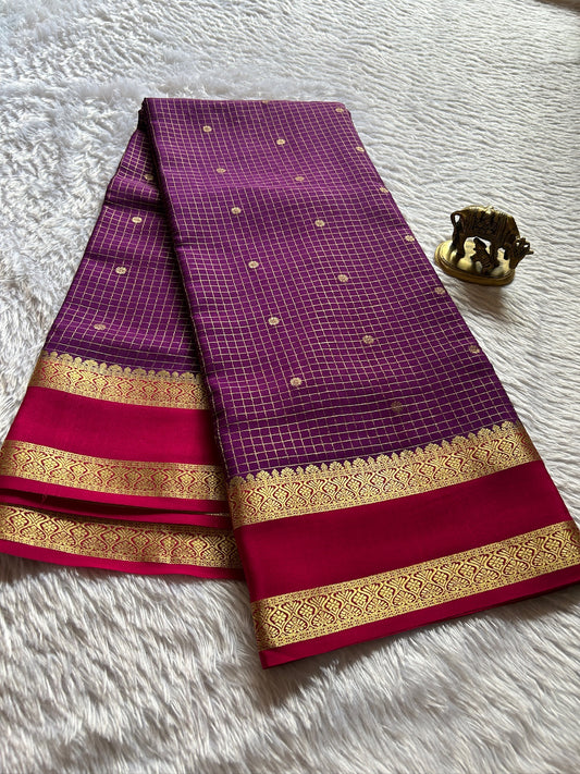 Nandini (2D) : Purple-dark pink