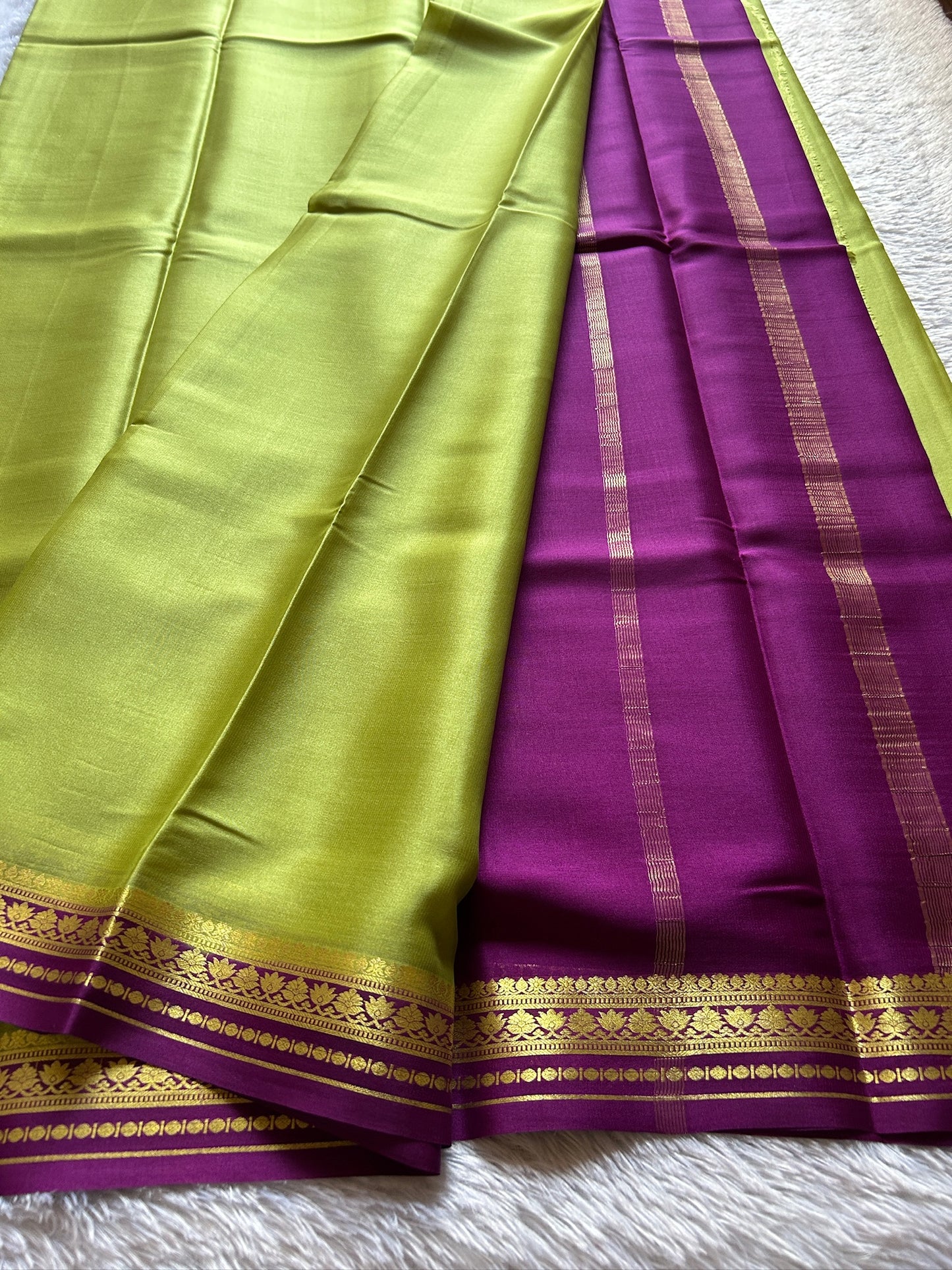 Sushmitha (2D) : pista green-dark magenta
