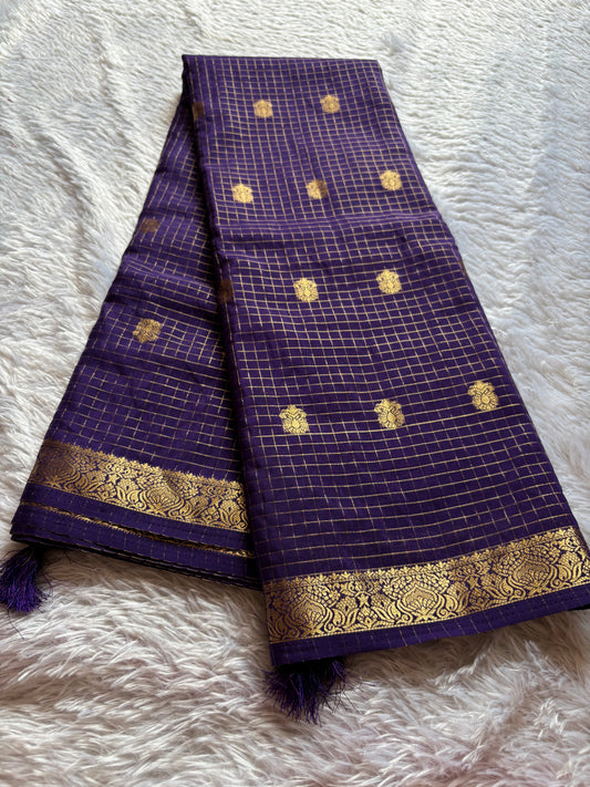 SS103 : Solid Violet