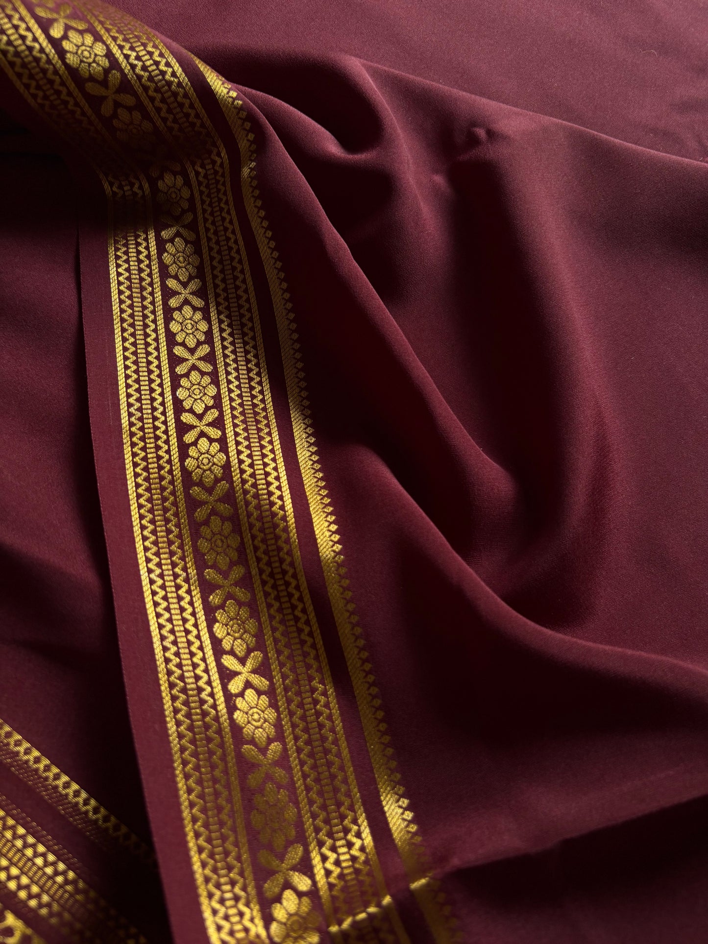Kanthi : Chocolate Brown