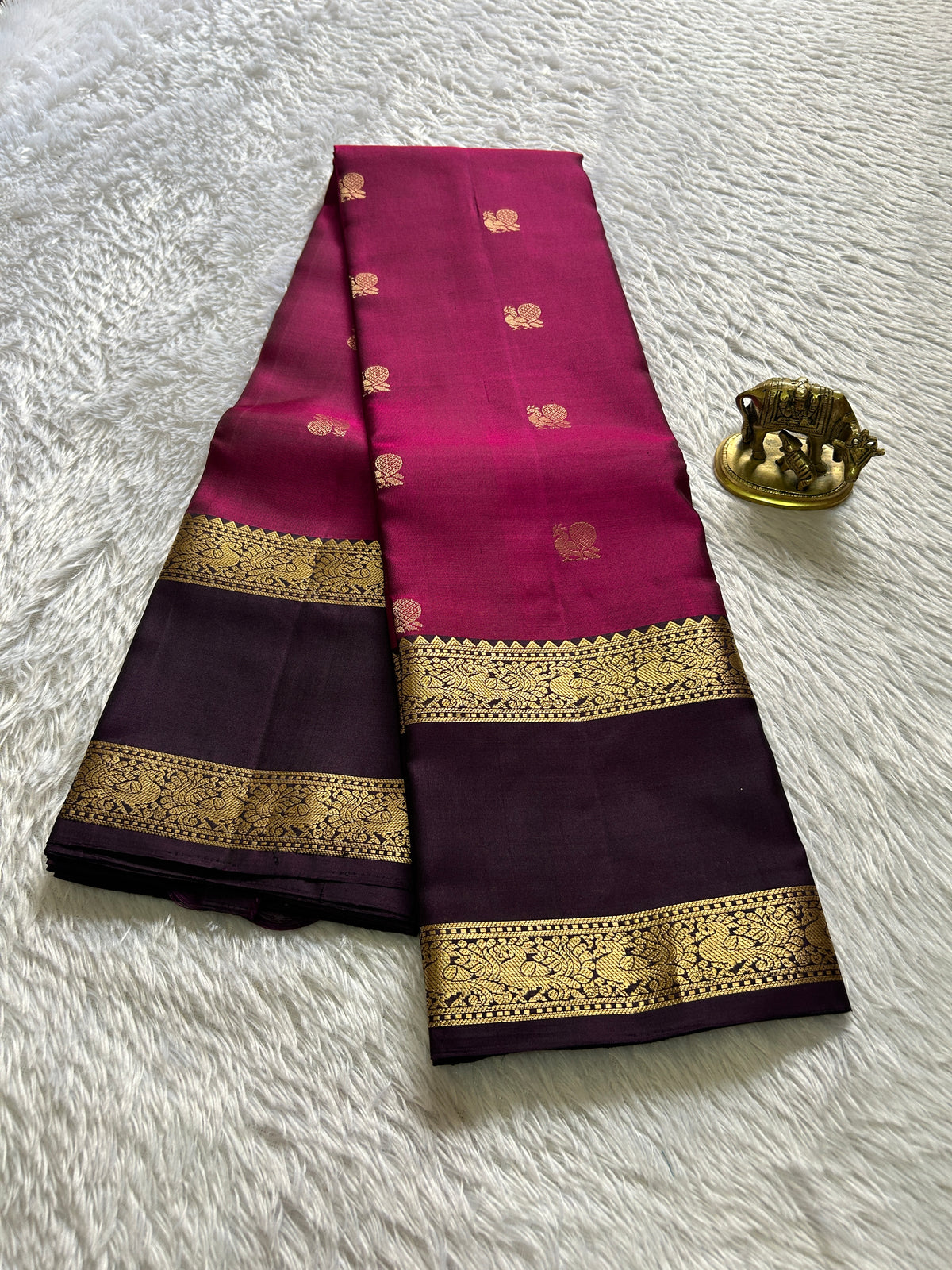 Lakshmi (2D) : Magenta - Dark Brown